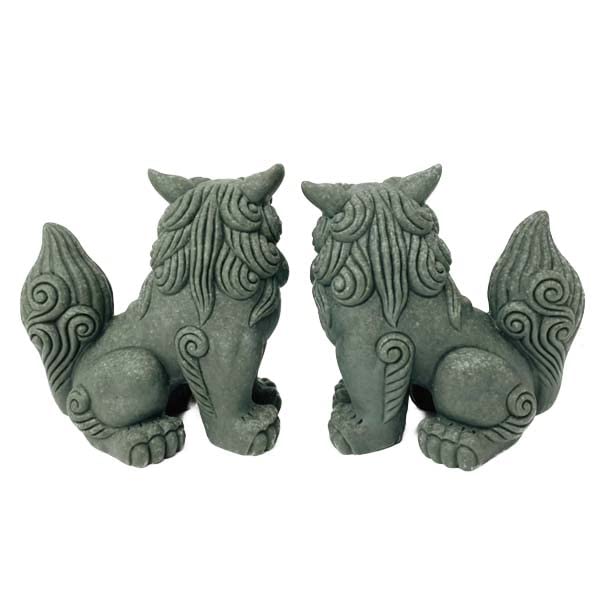 Kubakasaya Shisa Figurine Okinawa Souvenir Entrance Kuroishi Shisa Good luck Luck Feng Shui Protection from misfortune Lucky charm Ryukyu