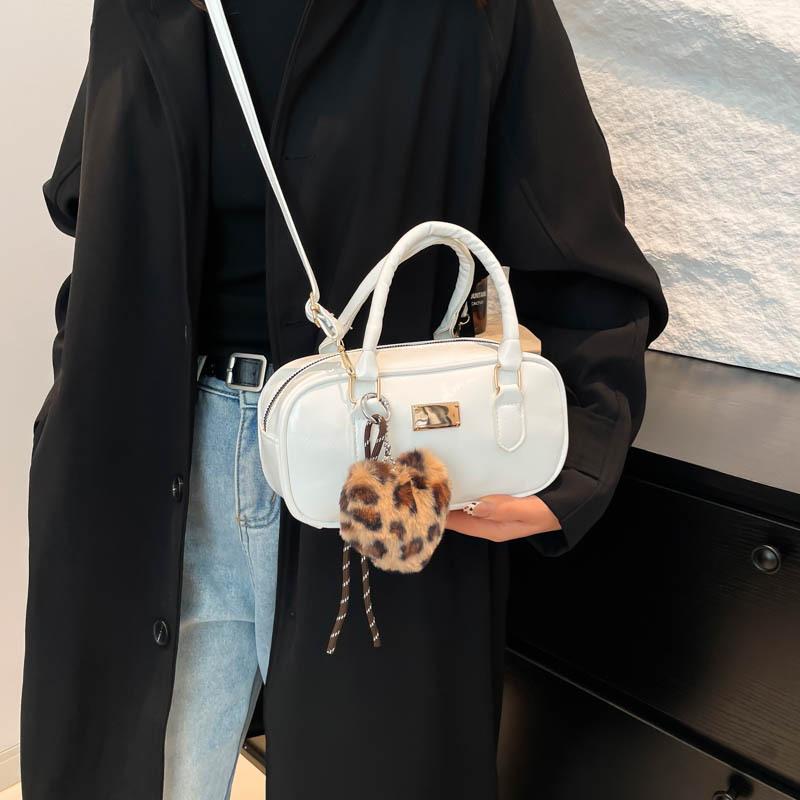 High Fashion Niche Baguette Bag Temperament Versatile Can Be One Shoulder Crossbody Hand Armpit
