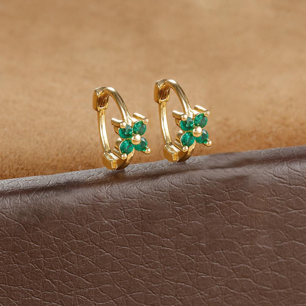 2 Stück Huggies Creolen für Damen Einfach Edelstahl Kleiner Kristall Zirkonia Knorpel Blume Ohrringe Piercing Schmuck