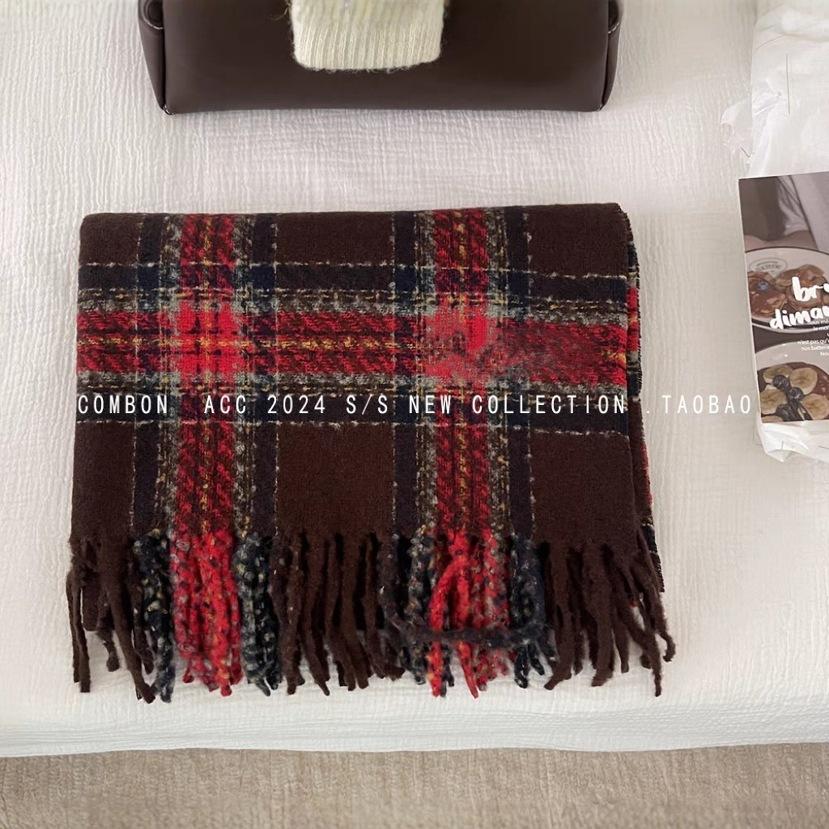 

Retro plaid fringed scarf women s winter new high-end warm and thickened cold-proof long scarf neck protector 180cm*50cm200g зелений