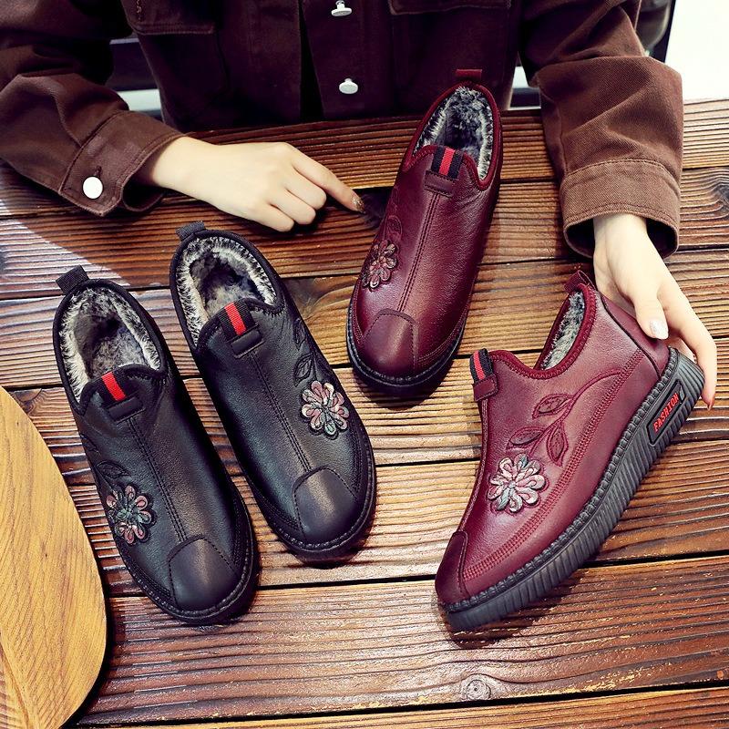 Beijing Old Cloth Shoes Women's Cotton Shoes Winter Velvet Thickened Warm One Pedal Comfortable Casual Middle-aged Mother Elderly Shoes