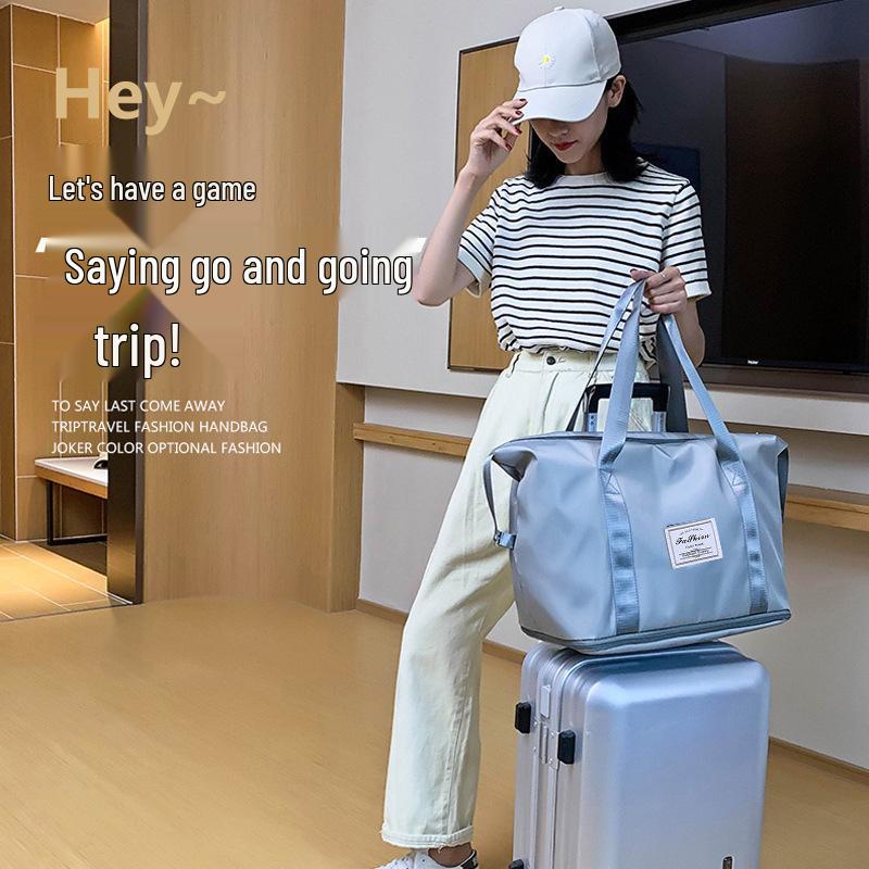 Dámská cestovní a fitness kabelka s velkou kapacitou na krátké výlety