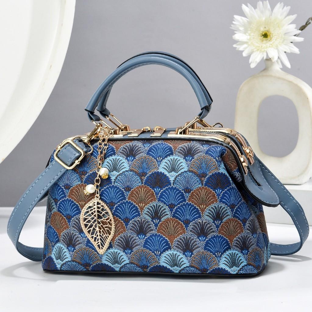 Trendy Colorful Crossbody Mini Square Bag For Women Perfect For Everyday Use
