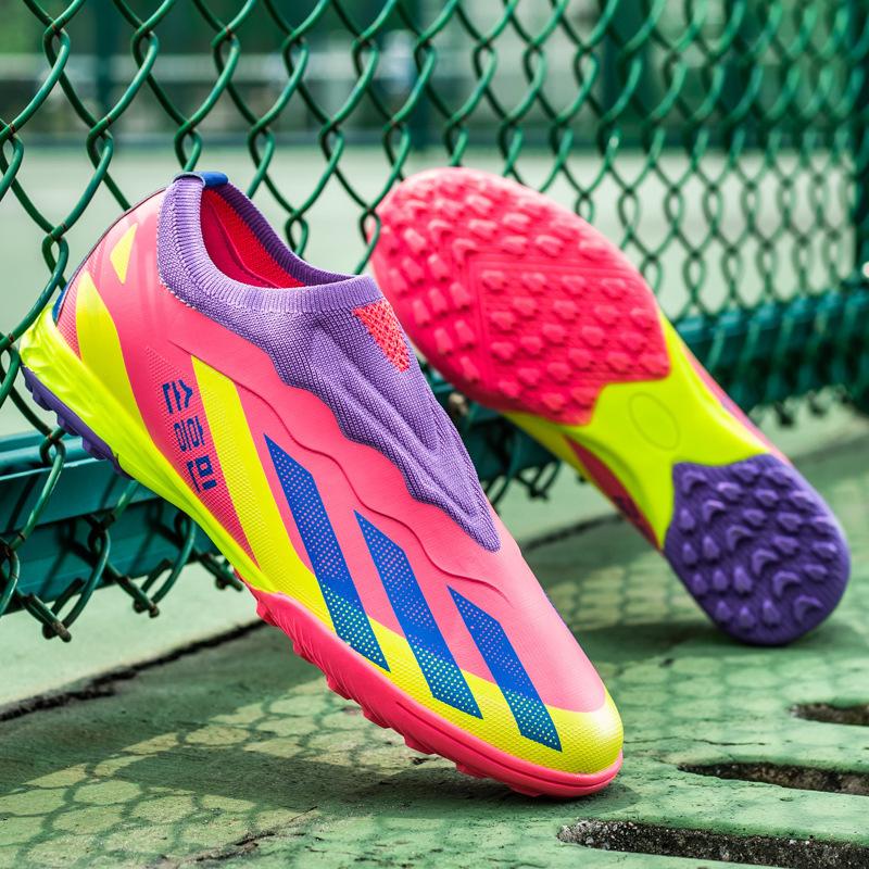2025 bezszwowe buty piłkarskie z dzianiny muchowej męskie i damskie niskoprofilowe tf korki trawa AG długie korki treningowe buty sportowe studenckie