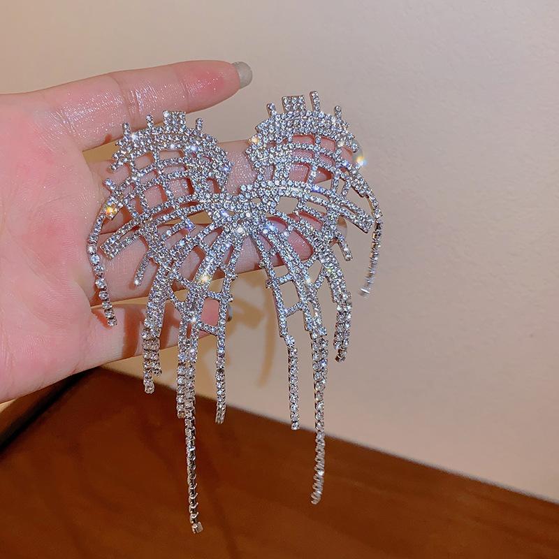 Wings Hollow Fringed Earrings Fashion Light Luxury Heavy Industry Earrings Personality Exaggerated Earrings