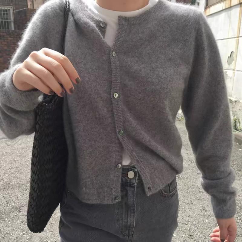 2025 A/W Women's Knit Cardigan: Round Neck, Long Sleeve, Loose Wool Pullover, Comfortable Solid Color Sweater