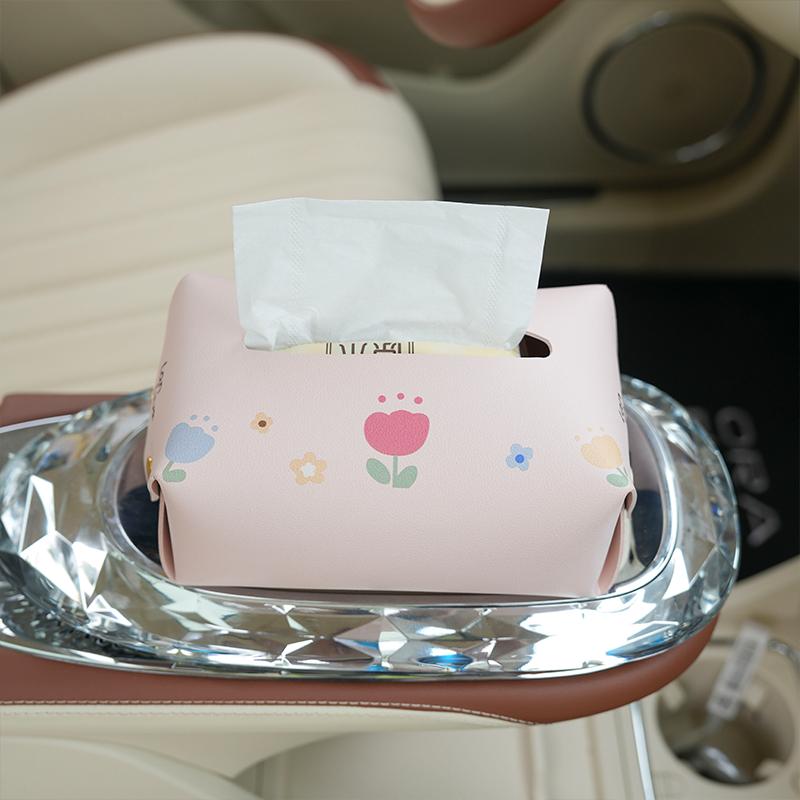 Creative And Lovely Car Tissue Box Leather Hanging Multifunctional Carton Cartoon Car Interior Supplies.