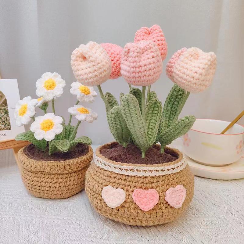 Crochet Tulip & Daisy Potted Bouquet Kit - Yarn Flowers & Ornaments