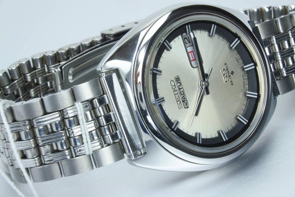 A Masterpiece of Japanese Seiko 5 ACTUS SS 23 Unique Automatic In Excellent Condition Ya2005 Craftsmanship1972 6106-7520 Jewels, Dial, Men's