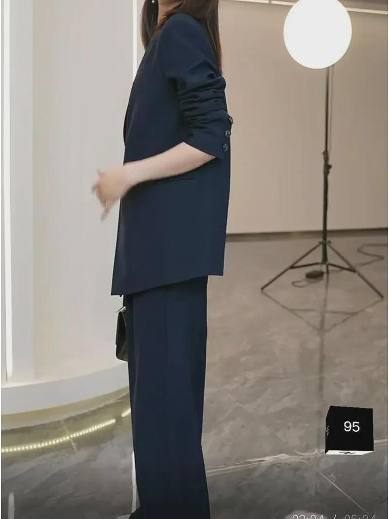 2024 Άνοιξη/Φθινόπωρο Μεγάλα Μεγέθη Στυλ Κουνιάδας Φαρδιά Παντελόνια Δύο Τεμαχίων για Γυναίκες