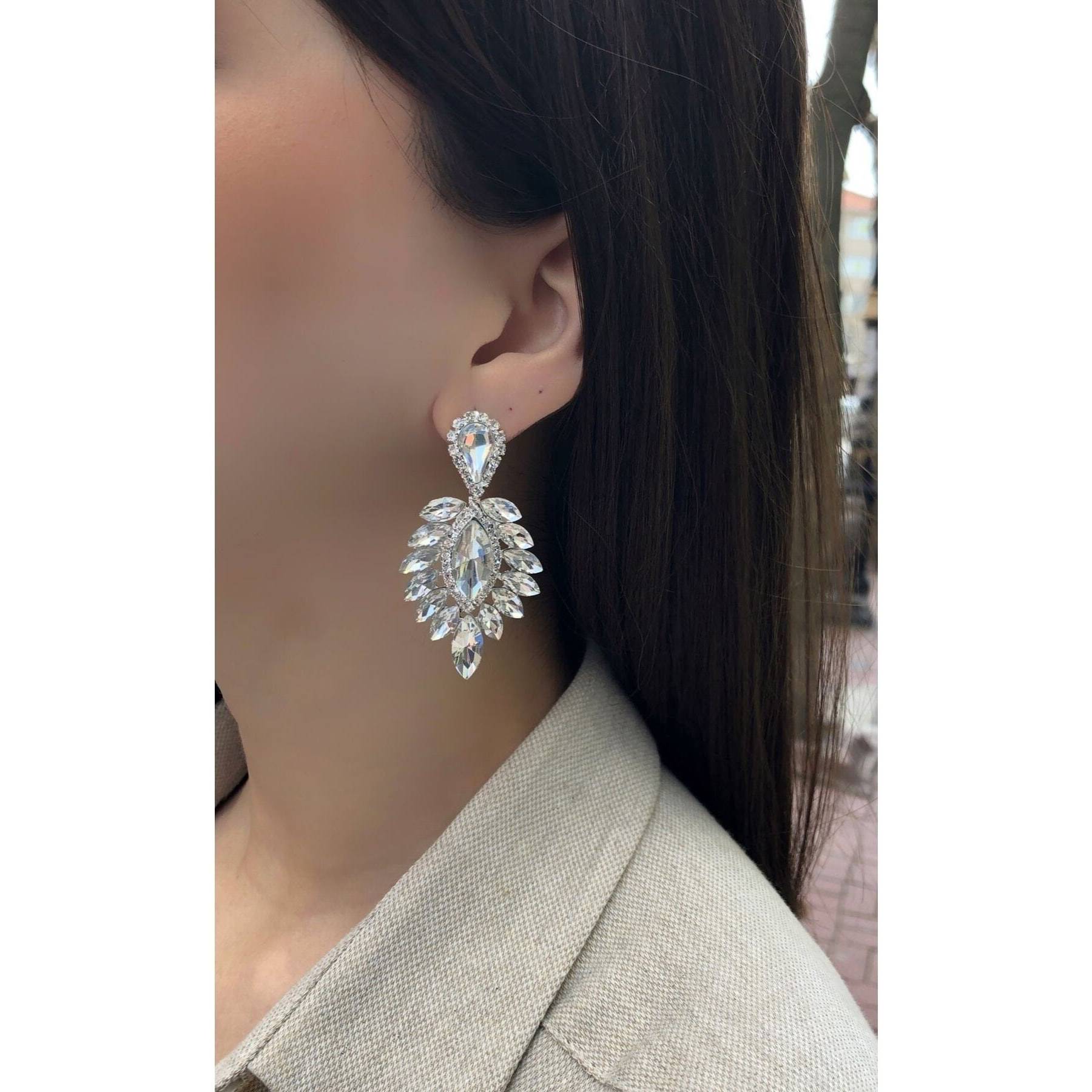 

Women s Silver Color Crystal Stone Drop Dangle Evening Dress Earrings