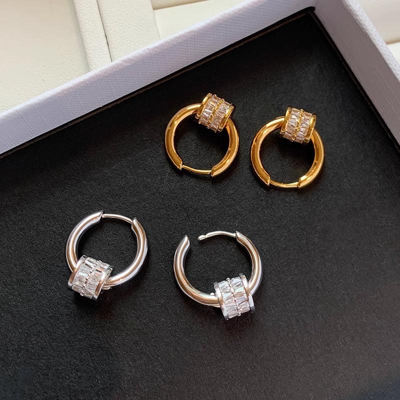 Autumn Niche Circle Stud Earrings High-end Temperament Simple 100% Match Style Elegant Classic Accessories Women's Dainty Daily Earrings