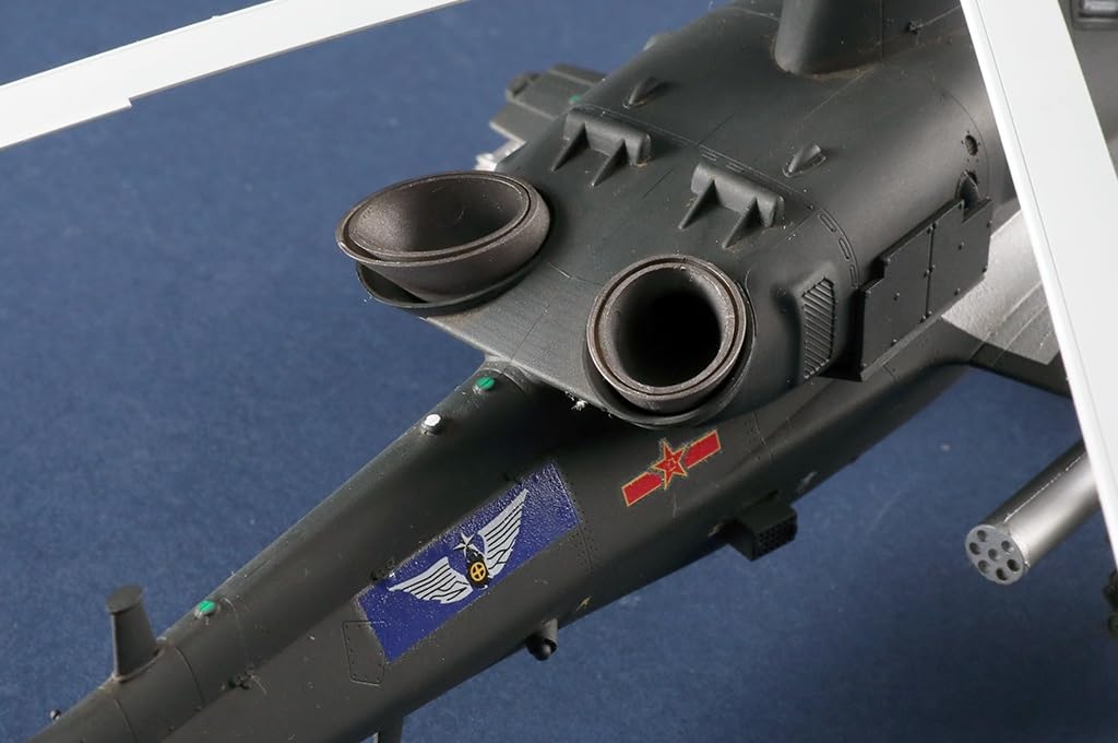 Trumpeter Chinese Attack Helicopter Plastic Model Kit 05849 1/48 Z-10G (Helicopter)