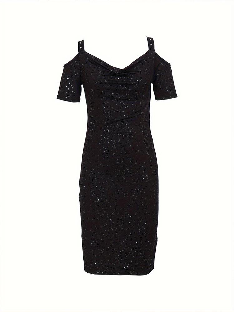 

Тему: Ярко-розовое платье-камисоль с открытыми плечами и стразами для женщин, весна/лето 2025 Medium чёрный