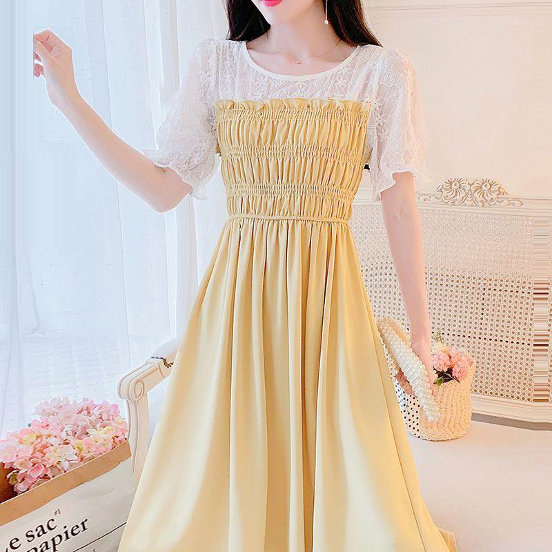 Elegantes, modisches Spitzen-Spleißenkleid mit kaltem Schulterdesign