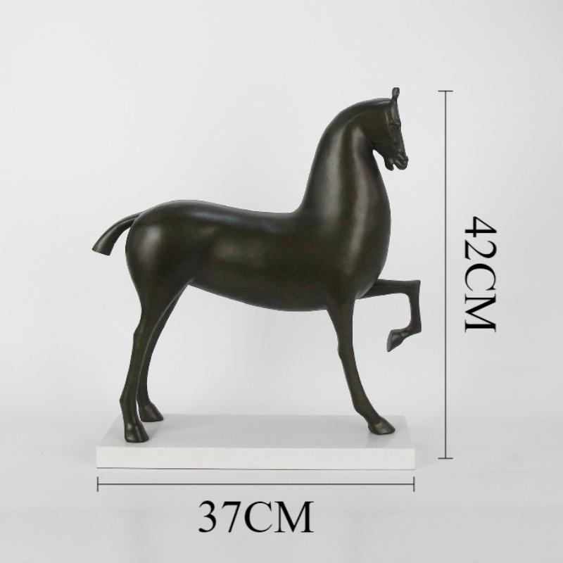

Modern Horse Figurines Luxury Creative Entrance Ornament Art Funny Aesthetic Ornaments Home Living Room Office Decoration Crafts чёрный