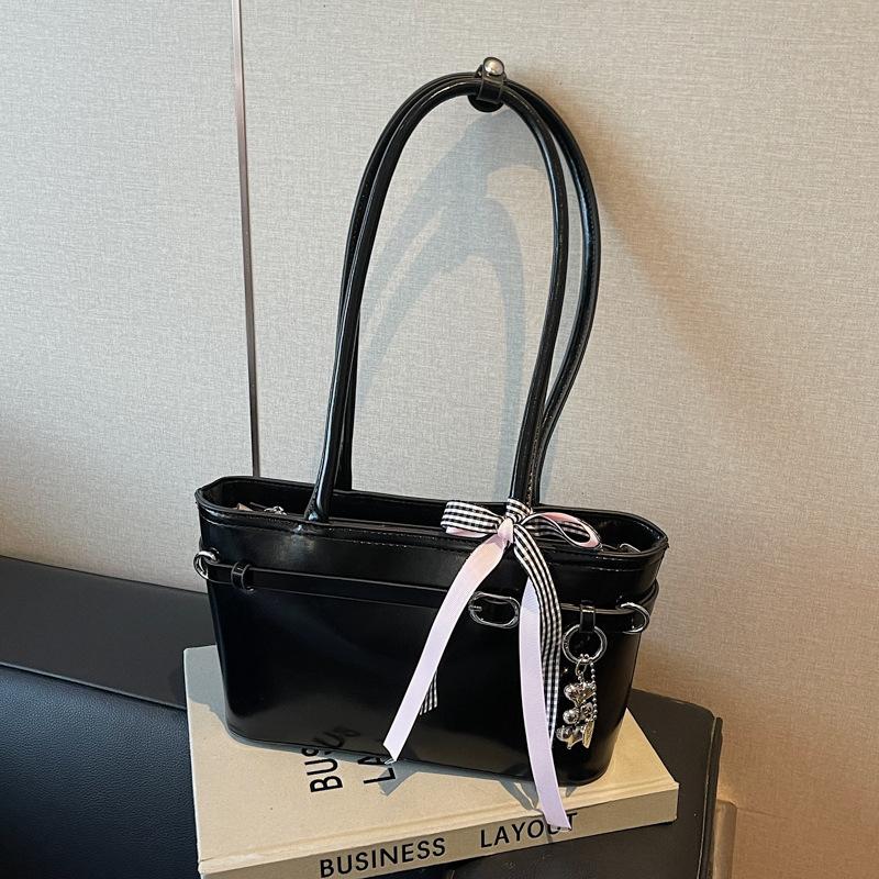 Handbag Women's New Fashion Versatile Shoulder Bag Commuter Underarm Bag