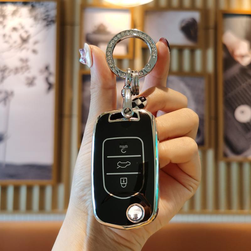 Wuling Mini Key Case for Baojun 730, Macaron, 510, 360, 310W Plus, S3 - Shell Bag with Buckle