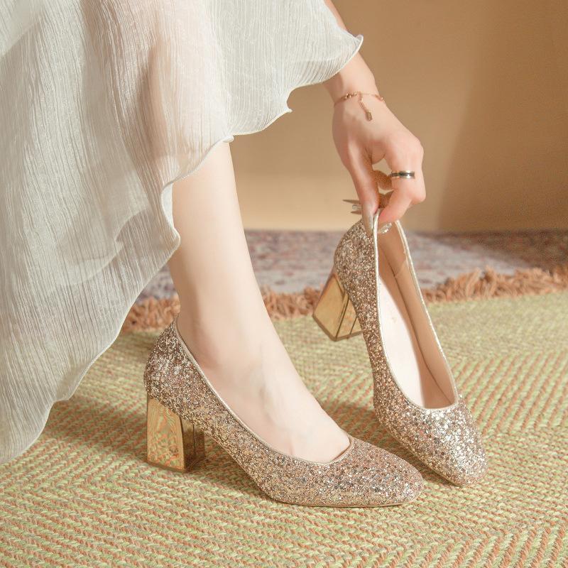 Chaussures de mariage à talons épais Robe de mariage Xiuhe double usage talons hauts cristal grande taille pieds non fatigués chaussures de mariage pour la mariée chaussures pour femmes nouveaux modèles