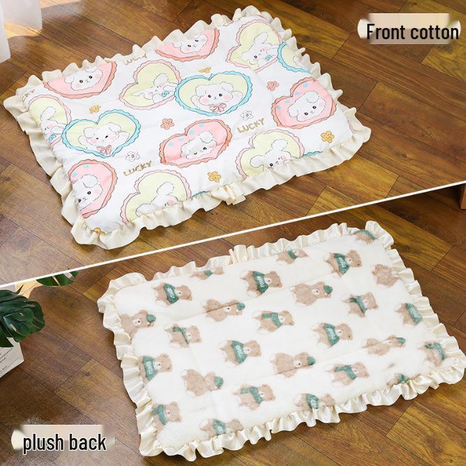 Cozy Pet Mat: Thick Warm Blanket & Bed for Dogs & Cats - Perfect for Winter, Autumn - Available In Small, Medium & Large Sizes