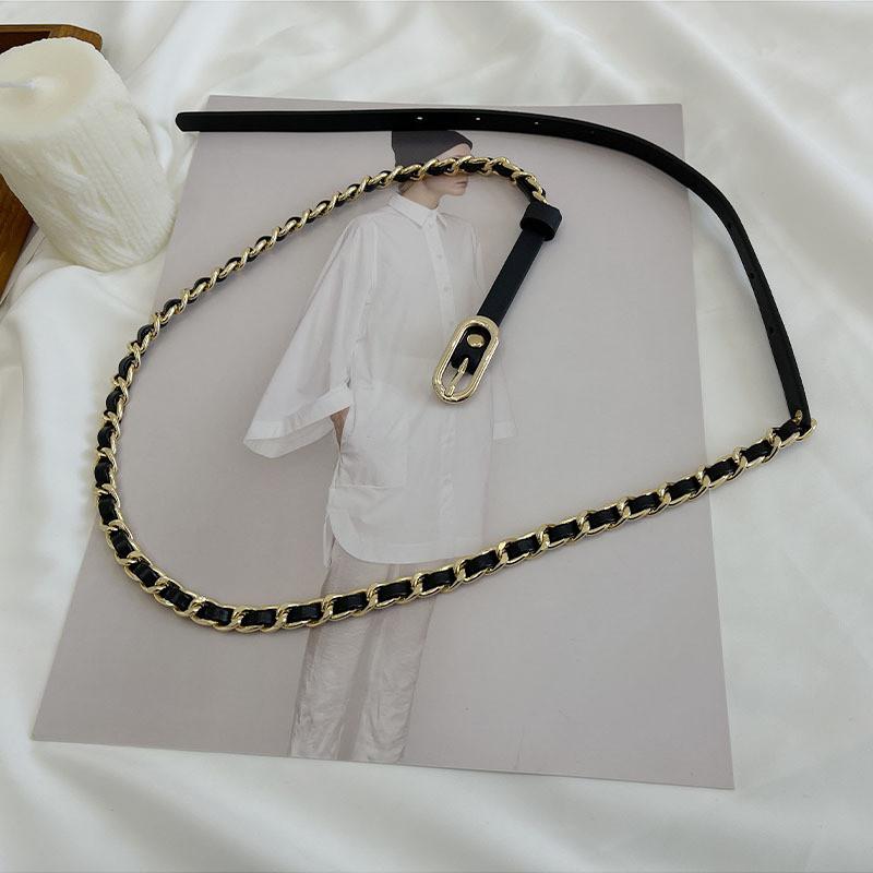 

Stylish Women s Chain Belt Made Of Genuine Leather With Trendy Metal Accents