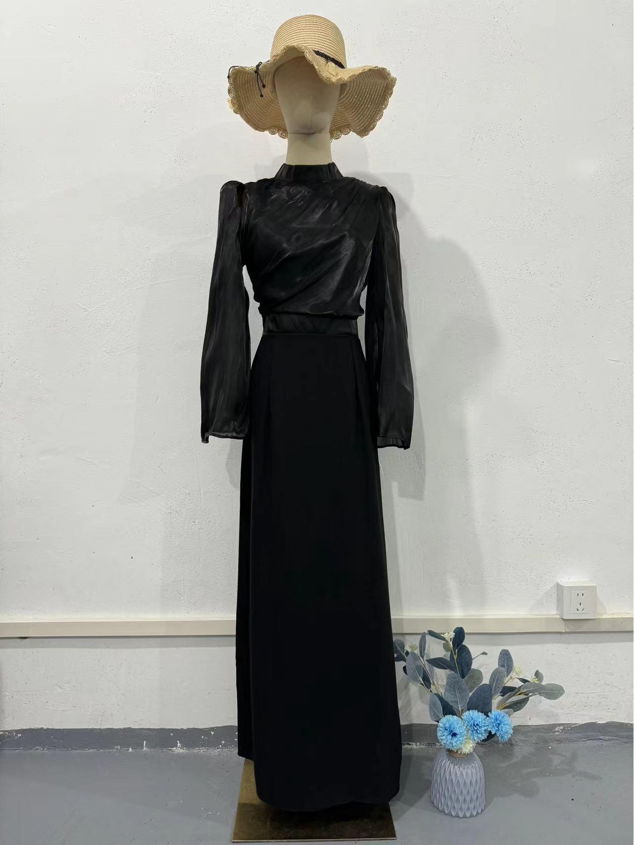 

New 2025 French Tea Trumpet Sleeve Dress with High Collar, Waist-cinching Design, and Hip-hugging Fit. S чёрный