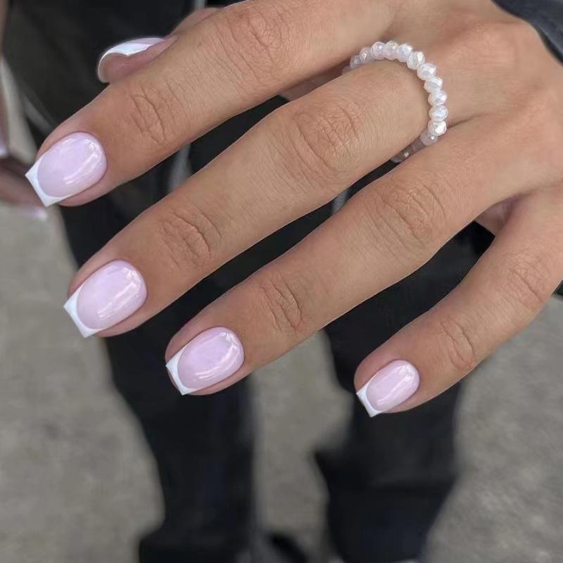 24 stuks Franse Korte Vierkante Kunstnagels met Gouden Rand Design Eenvoudige Ballet Press-On Nepnagels voor Meisjes
