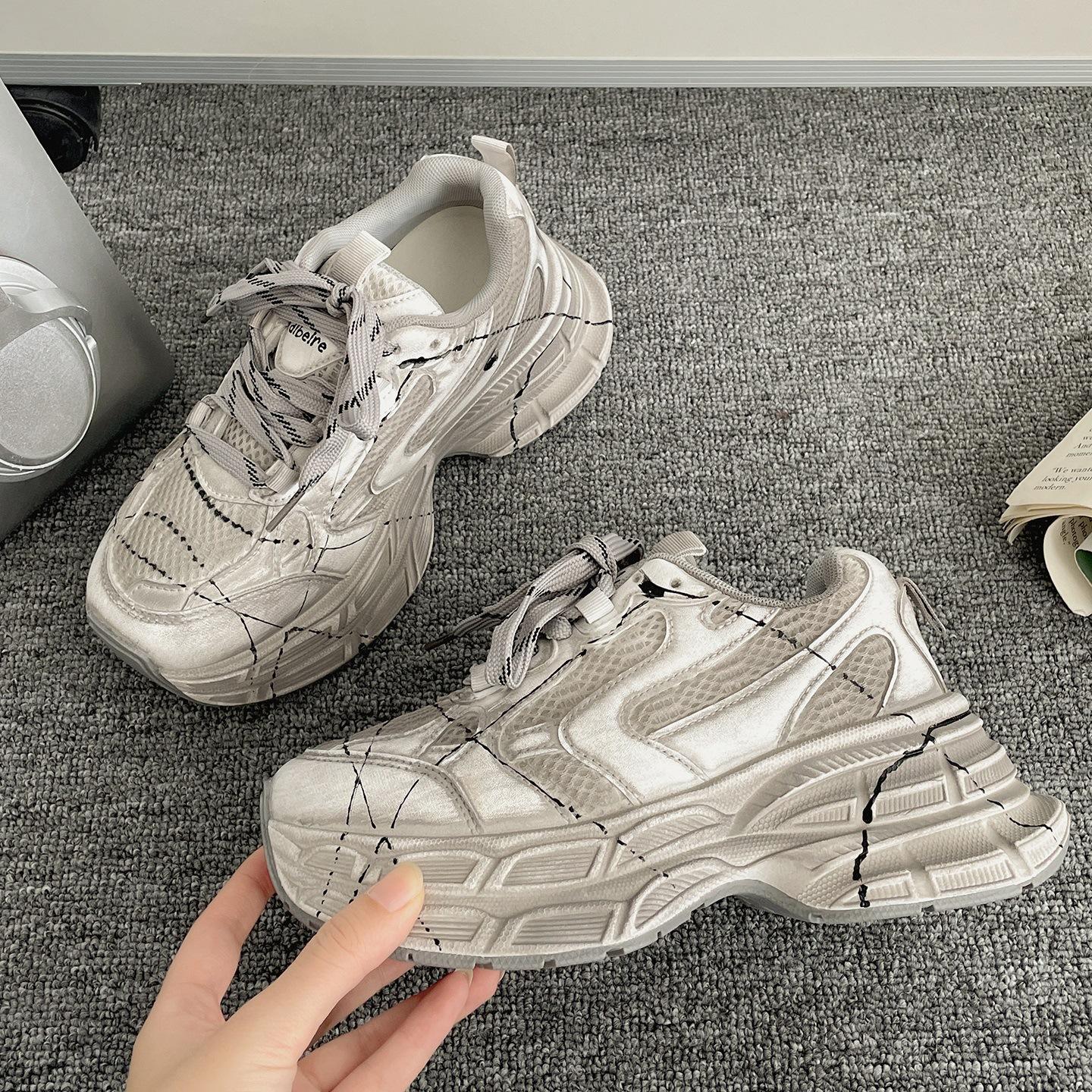 

Туфли на платформе в стиле ретро для фанатов Queen, черные, кроссовки на высокой подошве для женщин, новинка осени 2025 года, под юбку 40 белый