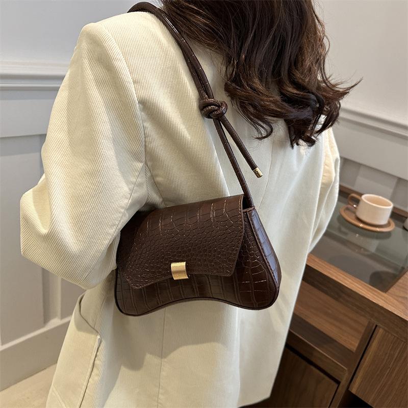 Commuter Messenger Bag Casual Bag Women's Niche Trend Shoulder Bag 2025 Autumn New Fashion Simple Small Square Bag