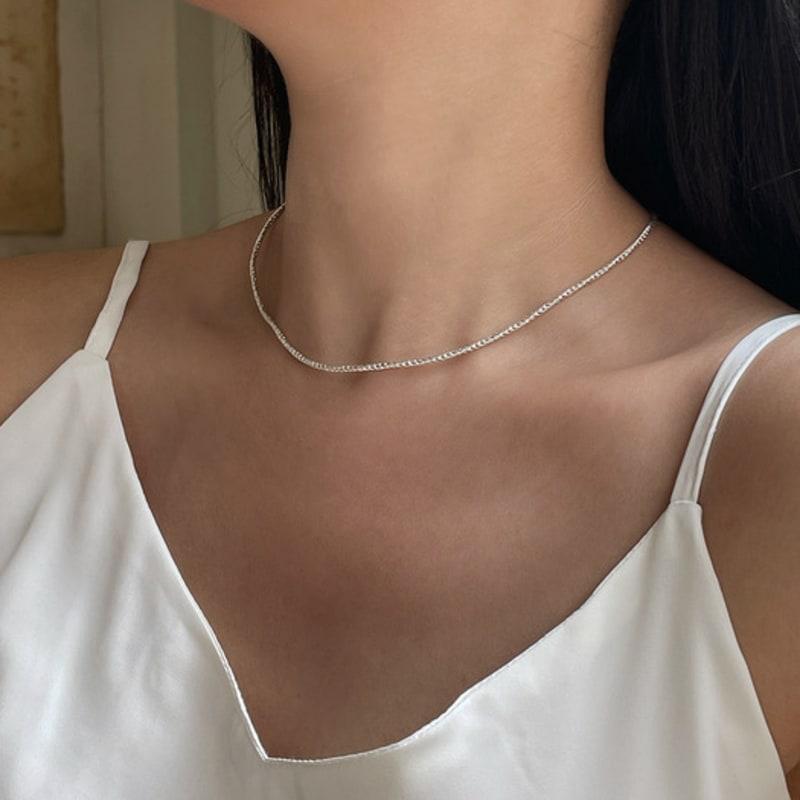 

Melliv Twist Chain Necklace _mvn53 one