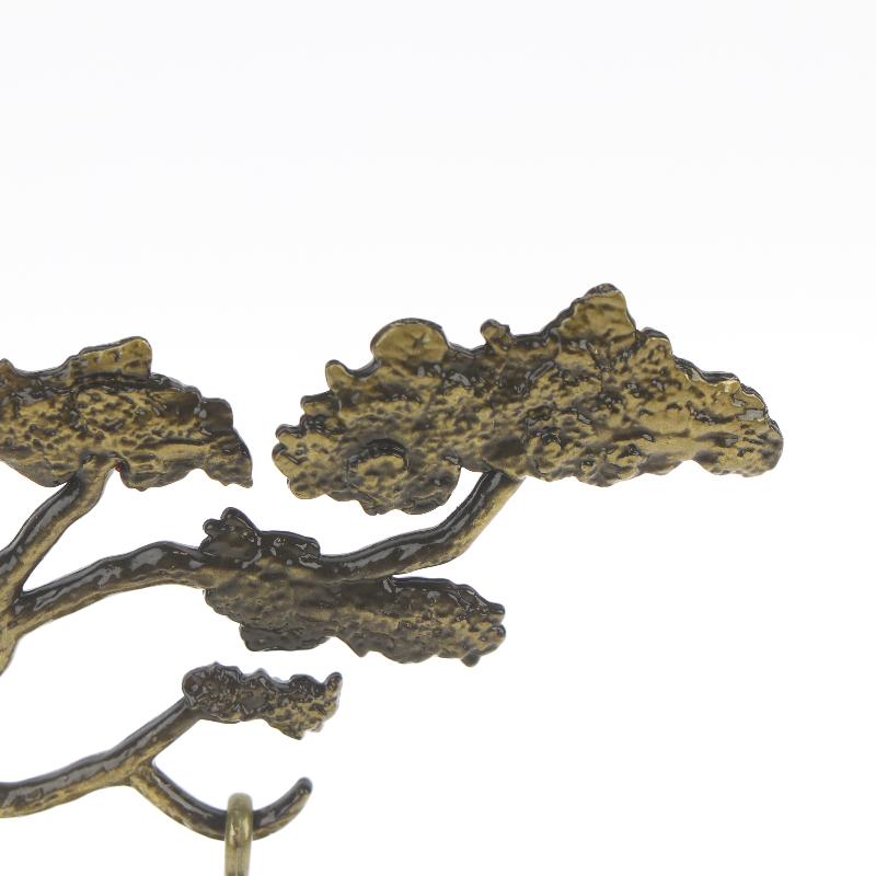 Creative Hanging Incense Burner Pine Tree Design Zinc Alloy Chinese Incense Burner Household Indoor Ornaments Tea Table Decor