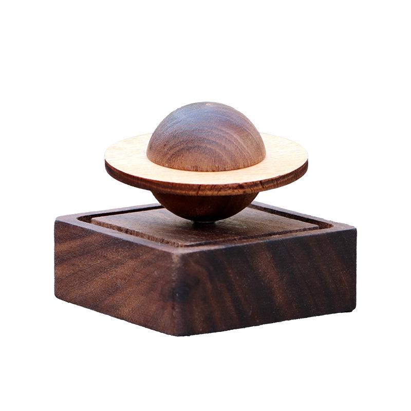 Black Walnut Planet Diffuser: Wooden Aromatherapy Ornament for Car and Home