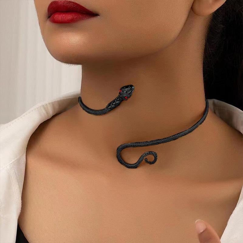 Модное ожерелье-чокер в виде змеи для женщин чёрный
