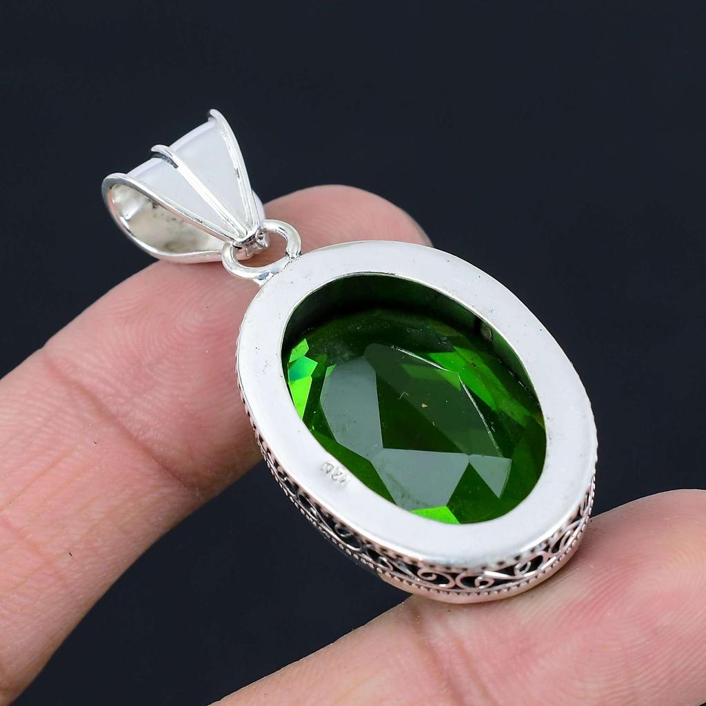 Peridot Gemstone Pendant Solid 925 Sterling Silver Pendant Jewelry Gift For Unisex