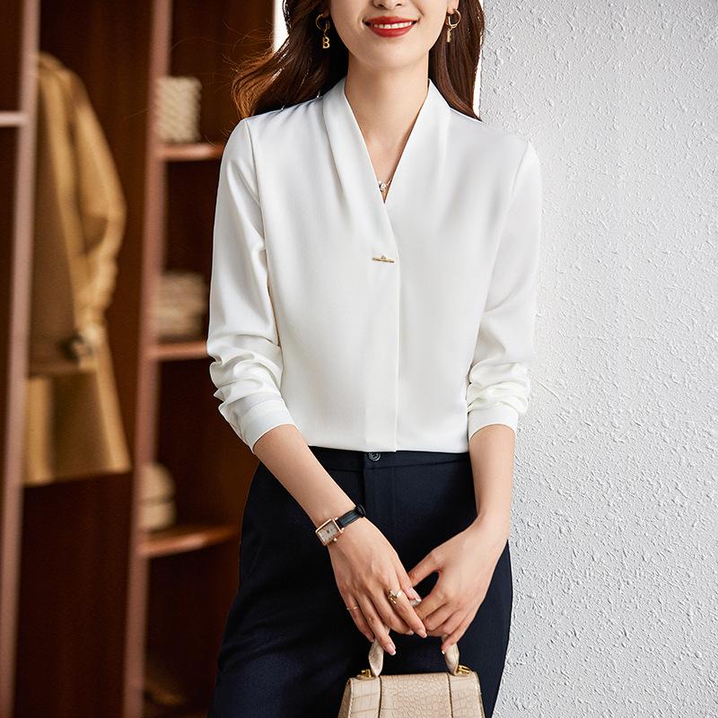 Women's V-Neck Chiffon Satin Shirt - High-End, Long-Sleeve, Anti-Wrinkle, Perfect for Spring and Autumn.