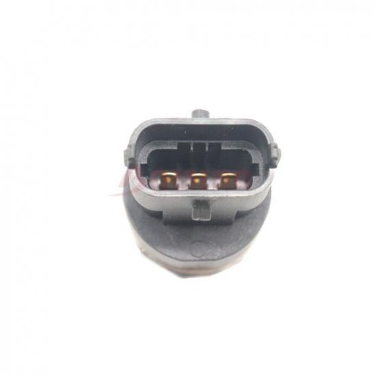 New 0281002907 Fuel Rail High Pressure Sensor For MERCEDES E-CLASS Diesel