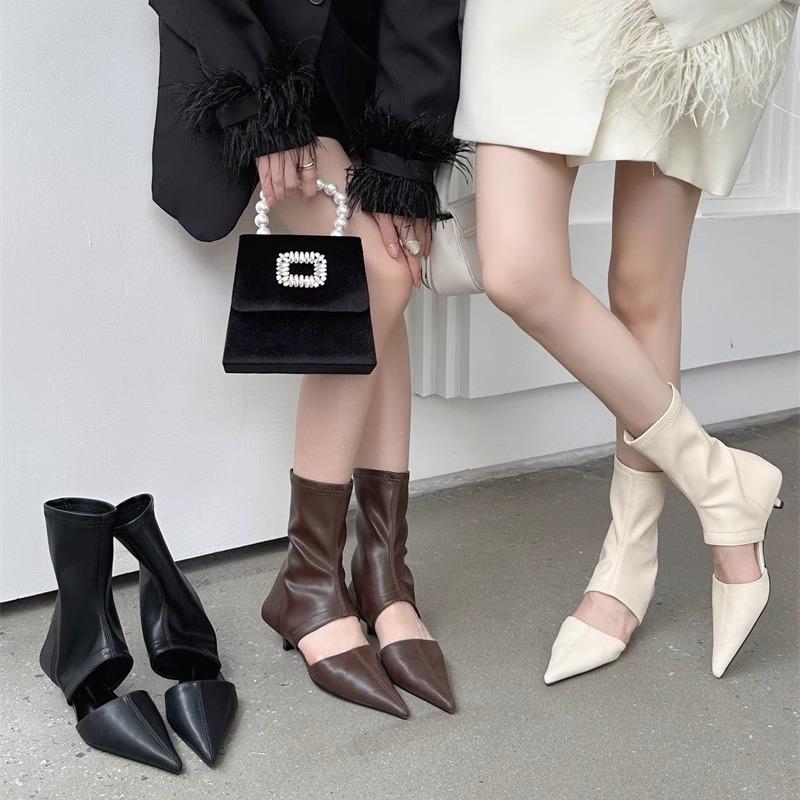 Foreign Trade 2024 Summer Hollow Bare Back Sandals Boots Fashion Curved Heel Pointed Women's Boots Hollow Hollow Hollow Short Boots