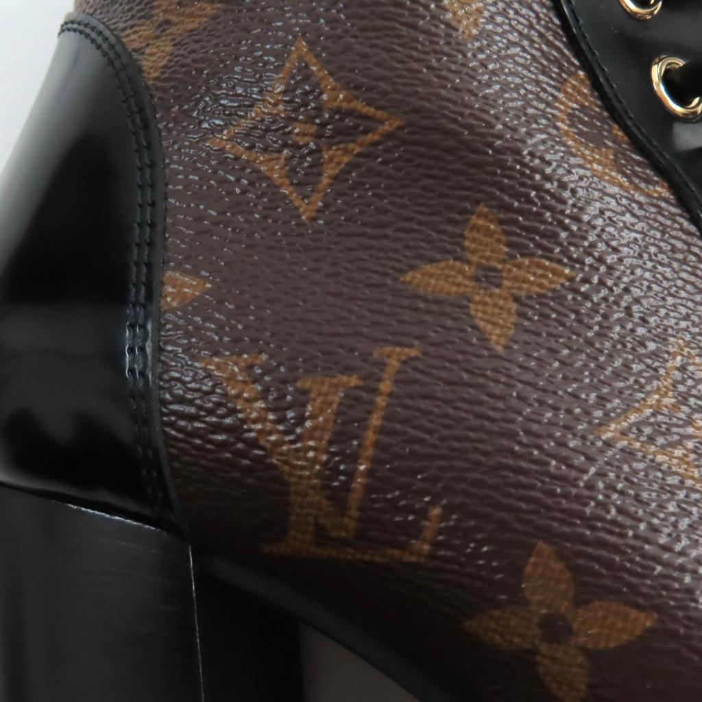 Excellent LOUIS VUITTON Ankle boots Lace Up Brown black Monogram canvas Women 35 Used