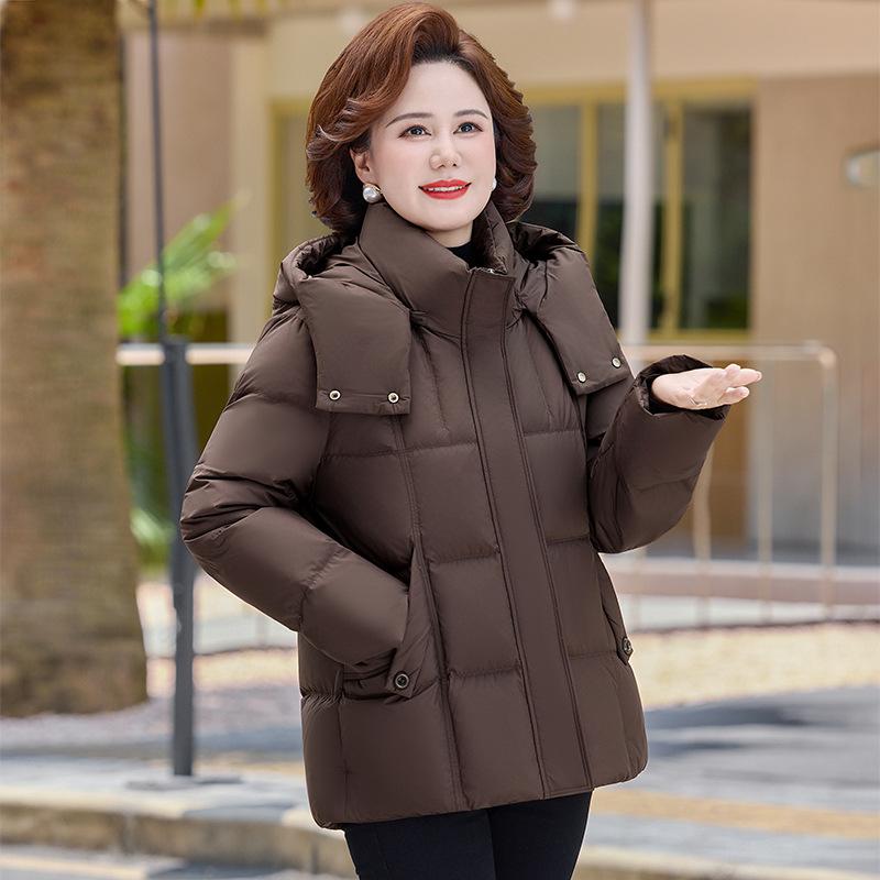 Middle-aged and elderly down jackets short winter new small mother fashionable versatile thickened white duck down jacket