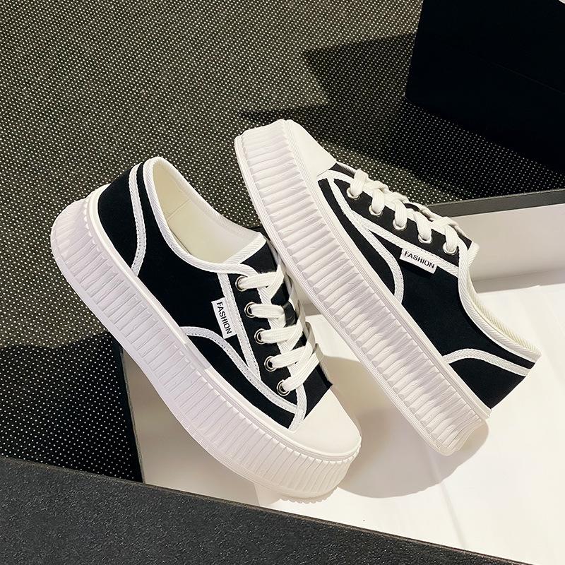 Canvas shoes women's little white shoes spring 2025 new versatile casual board shoes women's muffin thick-soled leather biscuit shoes