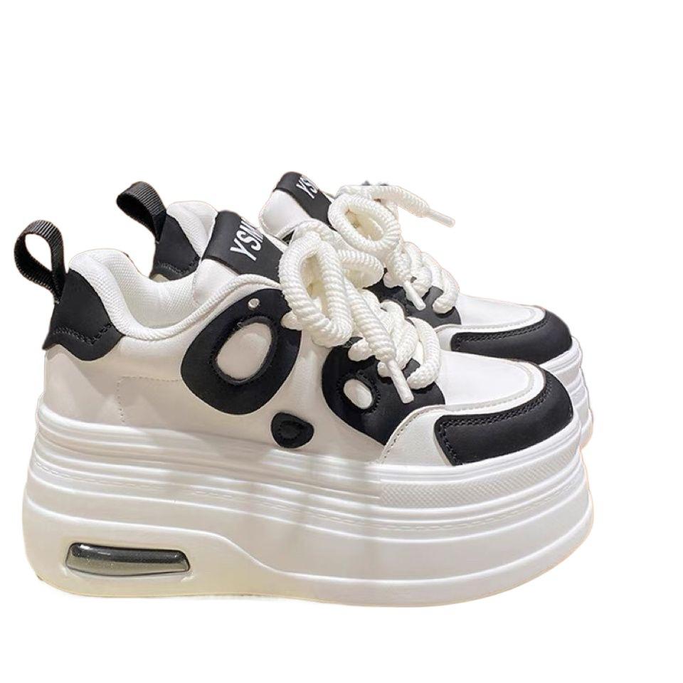 Little white shoes women's 2025 autumn and winter velvet thick-soled muffin shoes European station casual small man inner height increase dad shoes