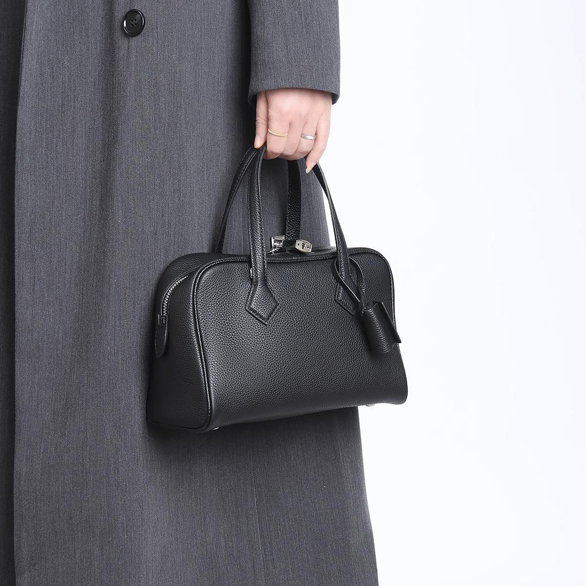 Jmg Bags Women's Victoria Bowling Pillow Bag, Leather Hand-Held Tote Bag, Fashionable And High-End Single-Shoulder Crossbody Bag