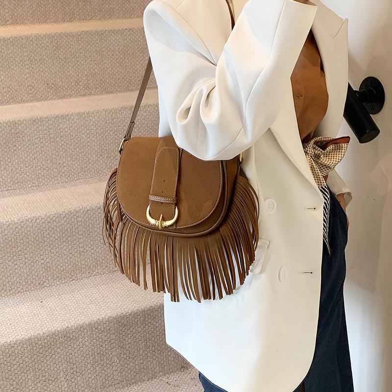 

Осень новая мода матовый ветер поток Су сумка-седло на одно плечо через плечо женская сумка коричневый