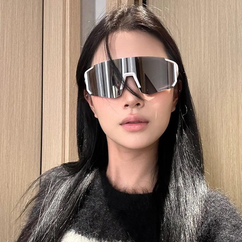 Samjune Y2K Style Cycling Sunglasses Windproof Glasses for Men Women Retro Sheeting Road Riding Sport Glasses