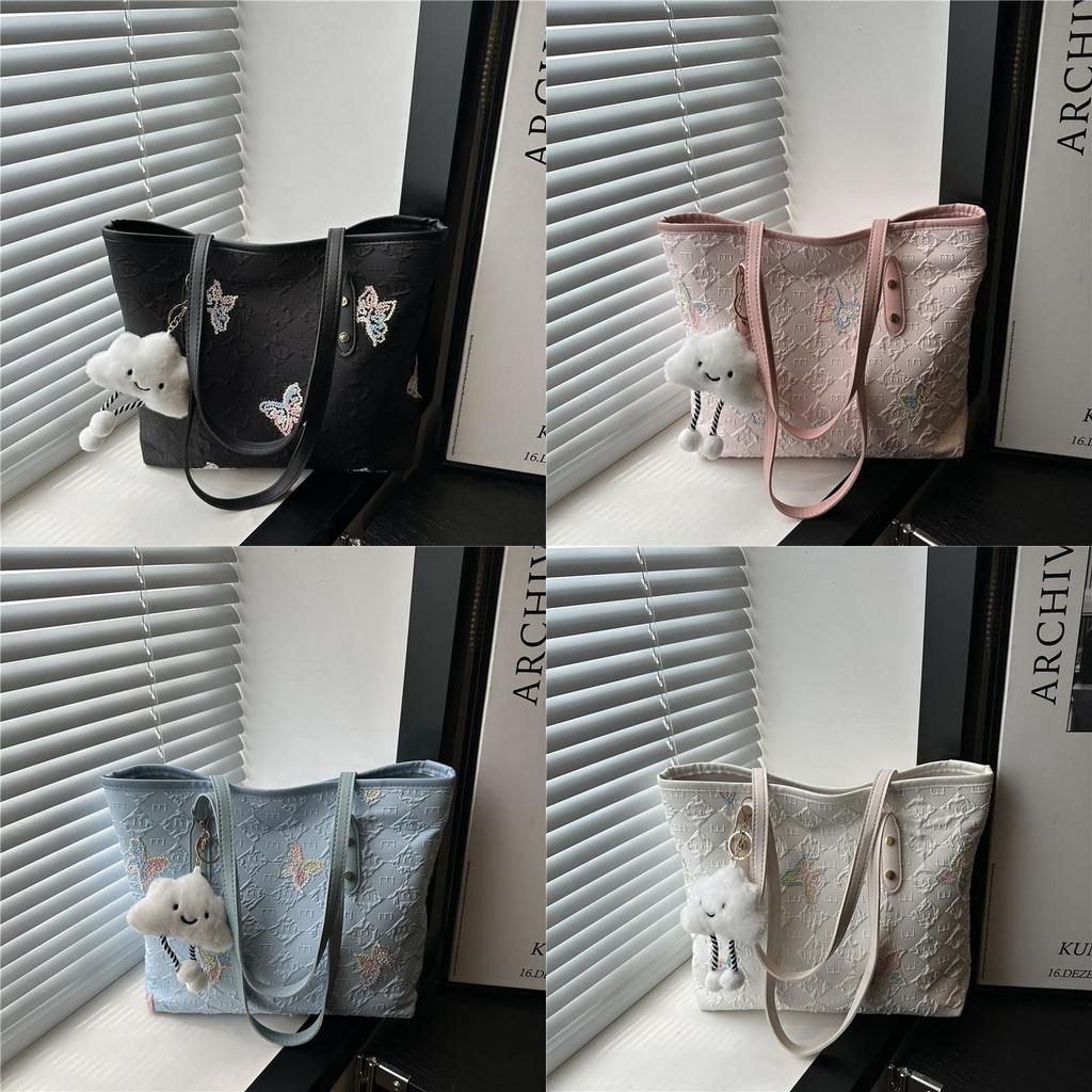 Traditional Chinese Embossed Floral Canvas Handbag With Inner Pocket For Casual Outings