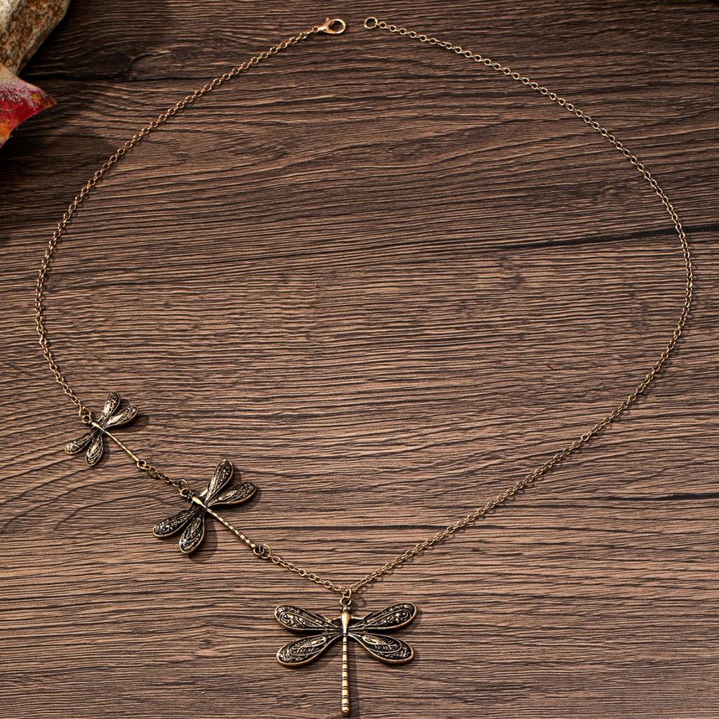 Retro elegant simple fashion temperament personality versatile khaki dragonfly shape necklace jewelry women