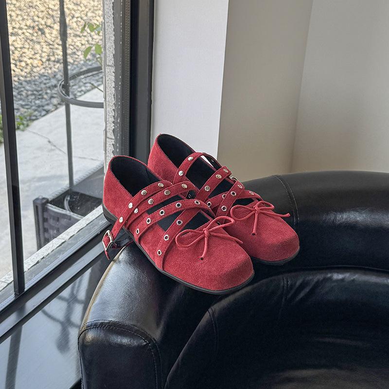 

Sheepskin version~ leather retro rivet red shallow mouth ballet shoes women s French bow Mary Jane shoes single shoes 35