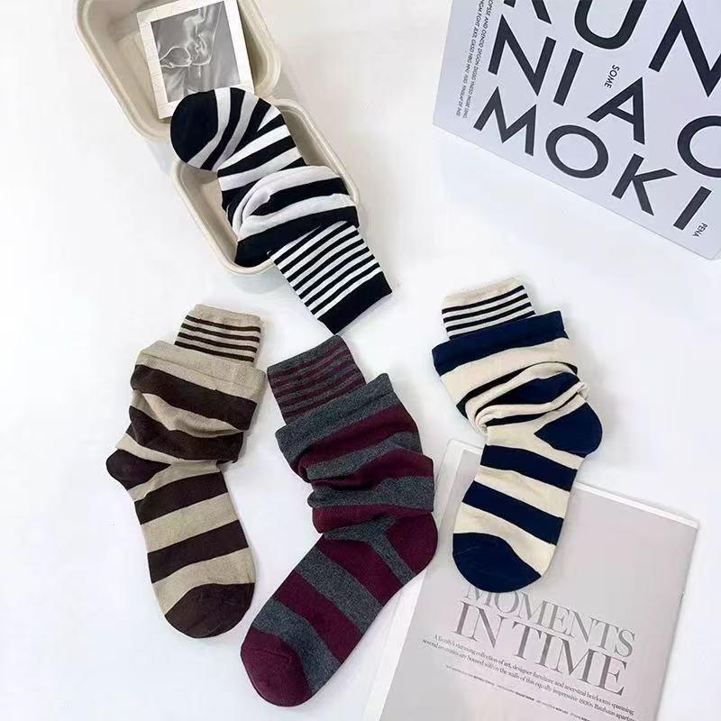 High-end Appeal: Claret Red with Stripes, Features a Stylish Fake Two-piece Design and Scrunch Socks. The More You Look, the More You'll Love It!