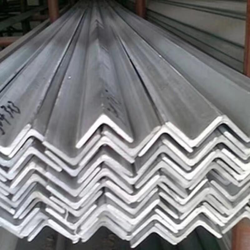 Galvanized Equal-Sided Angle Steel