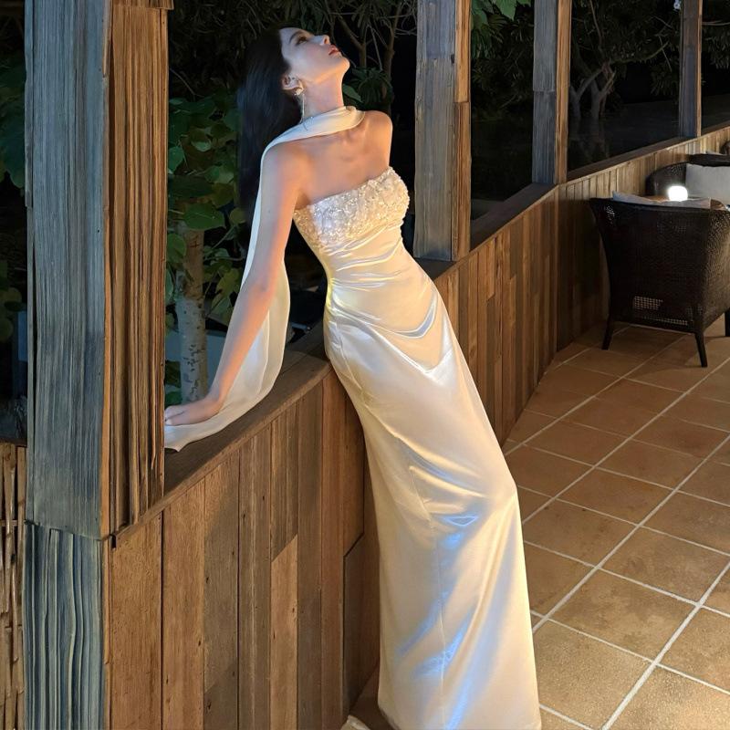 One-word shoulder tube top dress female high-end socialite evening dress heavy industry sequined satin hip-wrapped dress